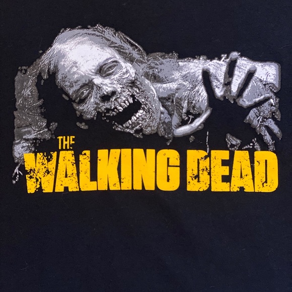 Men’s Walking Dead Tee - Picture 2 of 5